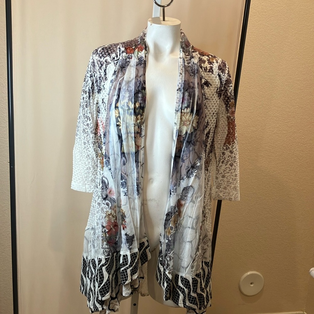 Kamana beautiful multi color and textured cardigan. 3/4 sleeves multi color lace
